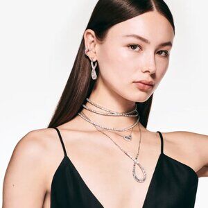 AUTHENTIC  Swarovski Necklace